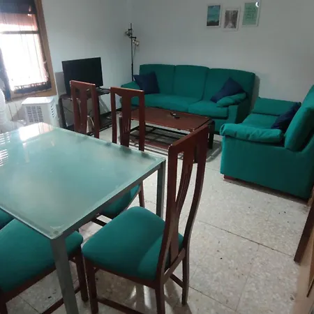 Holiday home Casa De Pueblo Con Terraza Cerca De Zaragoza Lumpiaque